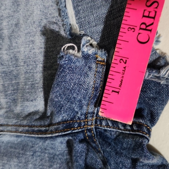 Wild Fable Shorts Distressed Blue Jean Shorts Distroyed Size 8 Holes Rips - Picture 11 of 12